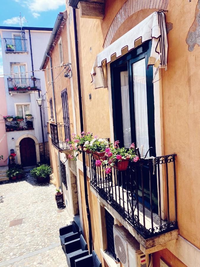 Caterina House Nel Borgo Piu Bello D'Italia サン・ルーチド エクステリア 写真